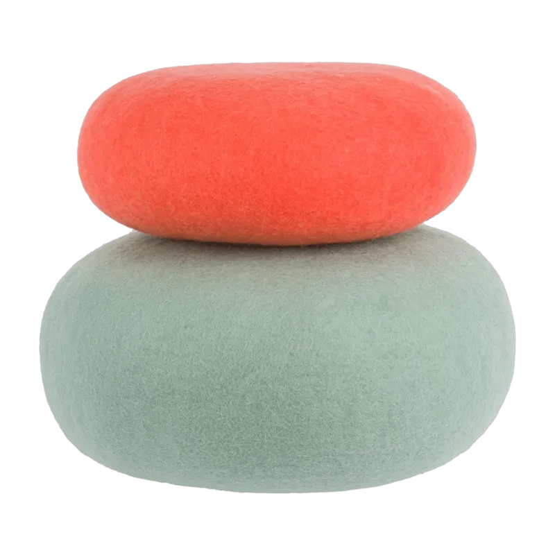 2 Poufs en laine corail et turquoise-gris Felix et Fine - myfelt - The Cool Republic
