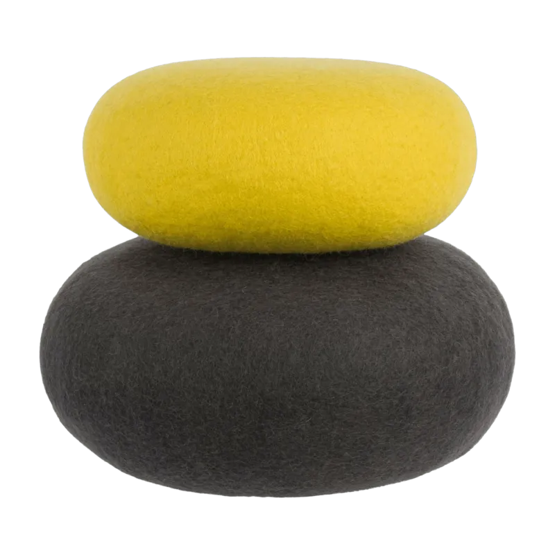 2 Poufs en laine vert-jaune et anthracite Kata et Kuno - myfelt - The Cool Republic