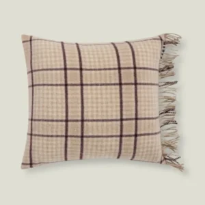 LEXINGTON Karierte Kissenhülle aus recycelter Wolle, beige/fig
