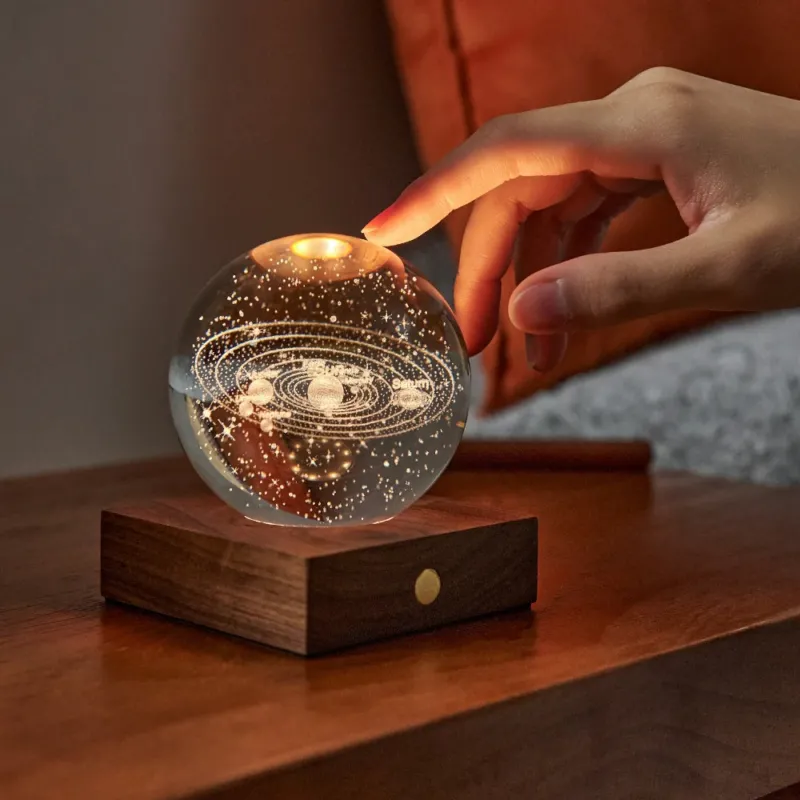 Gingko-Amber-Crystal-Light-Solar-System-02-Casa43