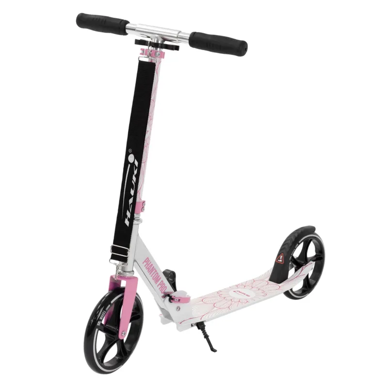Ein pinker Roller mit zwei großen Rädern.