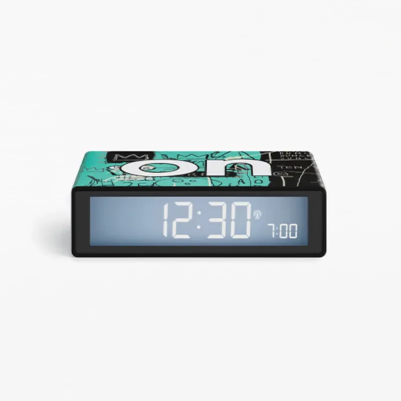 Funkwecker FLIP + „Lexon x Jean-Michel Basquiat Equals PI“ von LEXON – Produktansicht 1