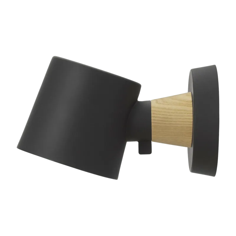Applique câblée noire en acier et frêne Rise Hardwired - Normann Copenhagen - The Cool Republic