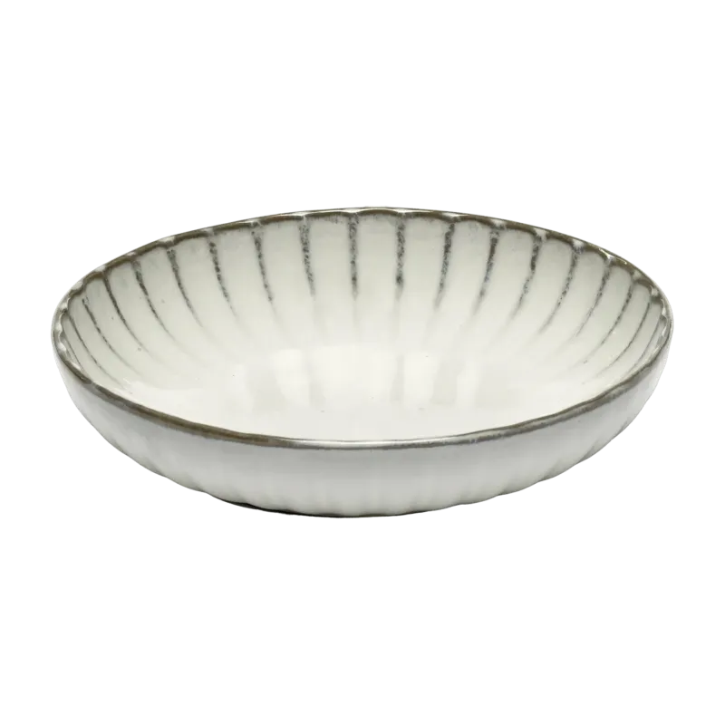 Assiette creuse en grès blanche 23 cm Inku - Serax - The Cool Republic