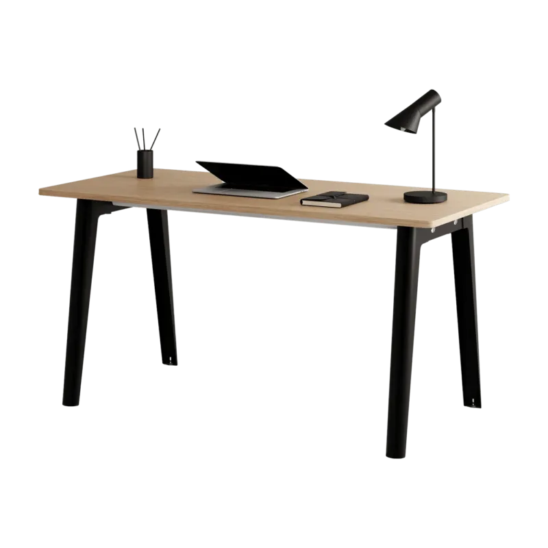 Bureau en chêne éco-certifié 150 x 70 cm piètements noirs New Modern -Tiptoe - The Cool Republic
