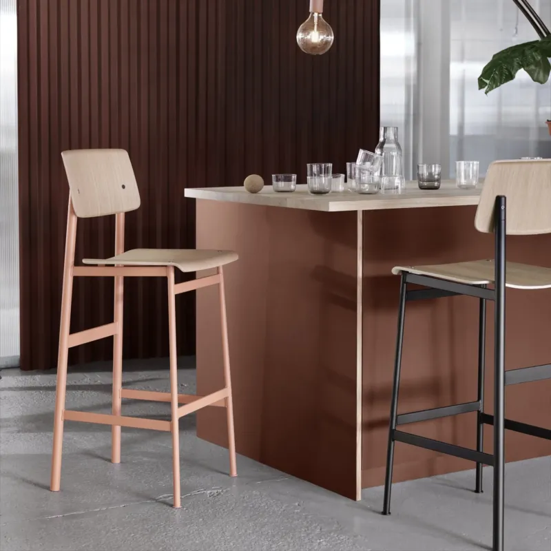 Chaise de bar en chêne et assise verte 75 cm Loft - Muuto - The Cool Republic