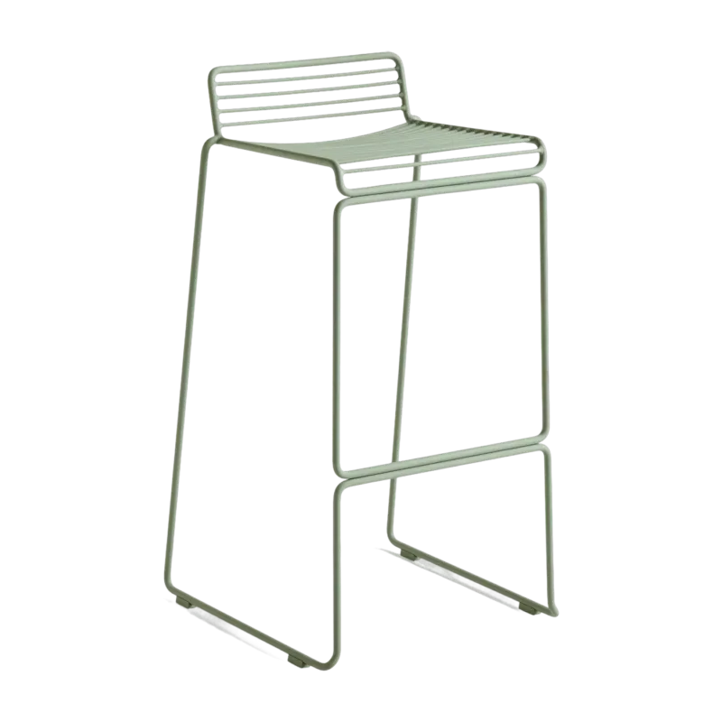 Chaise de bar en métal vert 75 cm Hee - HAY - The Cool Republic