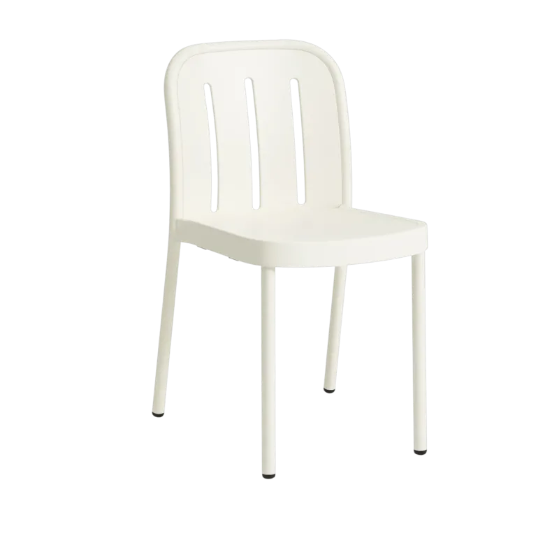 Chaise de jardin en métal blanc crème Deville - HAY - The Cool Republic
