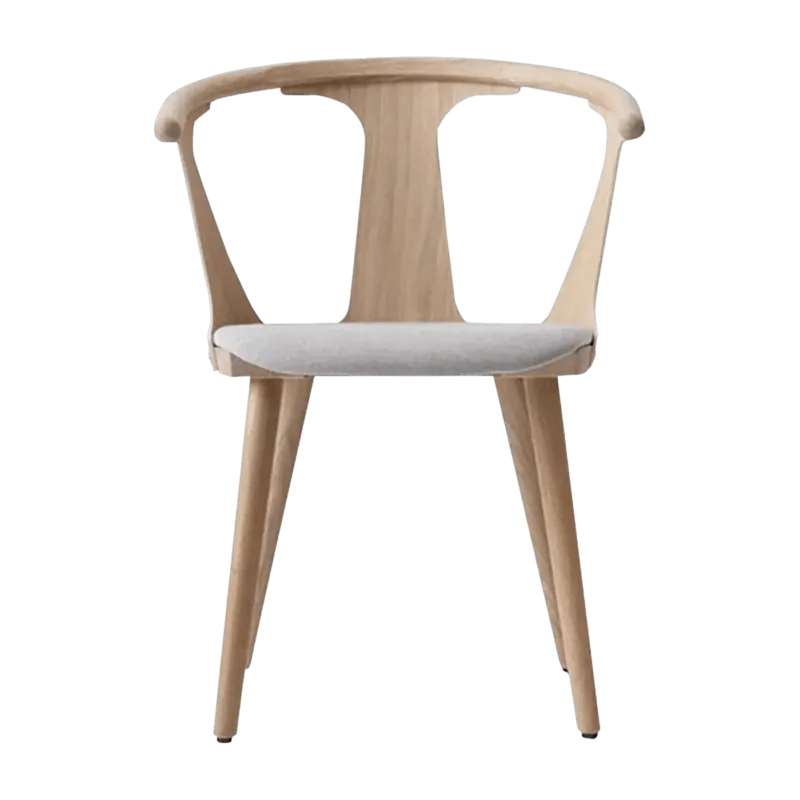 Chaise en chêne et tissu gris SK2 In Between - &tradition - The Cool Republic
