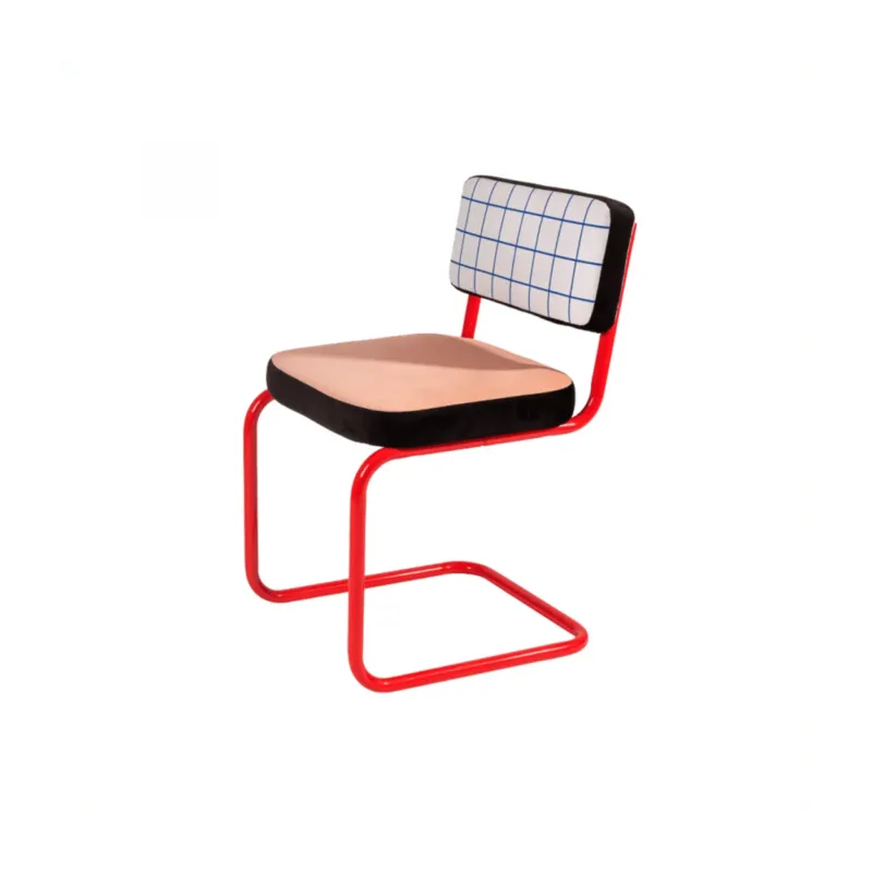 Chaise en métal rouge et tissu rose Blue grid - Seletti - The Cool Republic