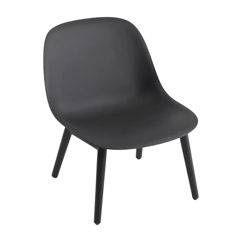Chaise lounge noire piétement en chêne Fiber - Muuto - The Cool Republic