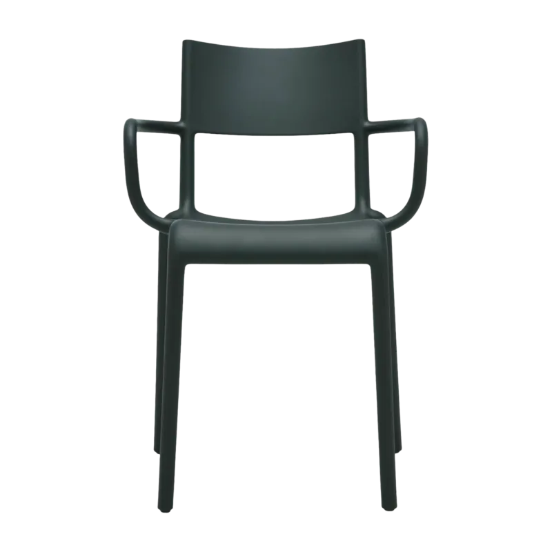 Chaise noire Generic A - Kartell - The Cool Republic