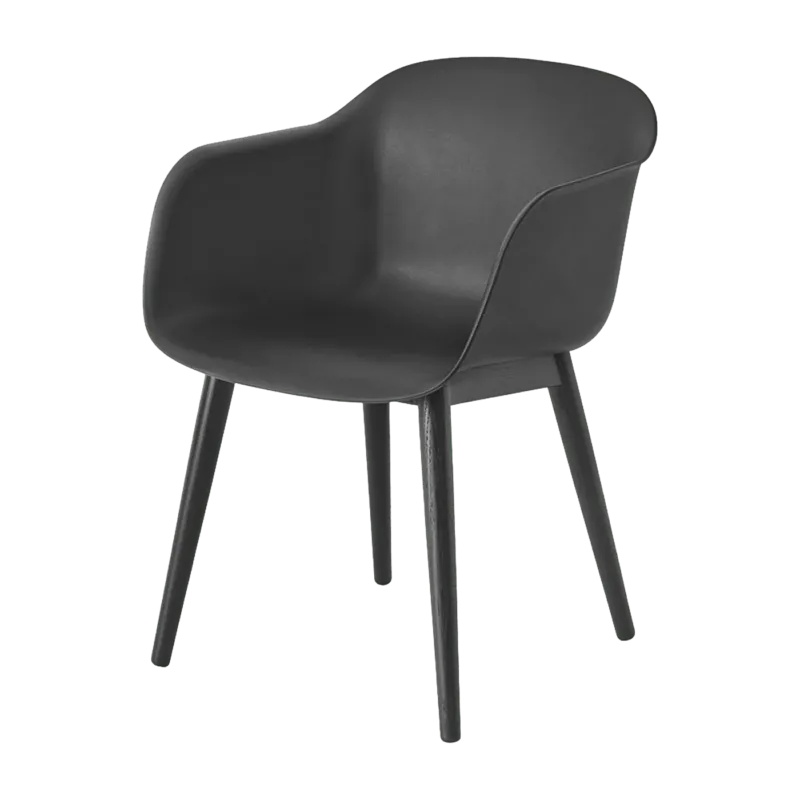 Chaise noire piétement en bois chêne Fiber - Muuto - The Cool Republic