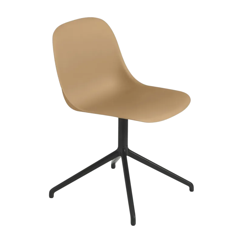Chaise ocre piétement pivot Fiber - Muuto - The Cool Republic