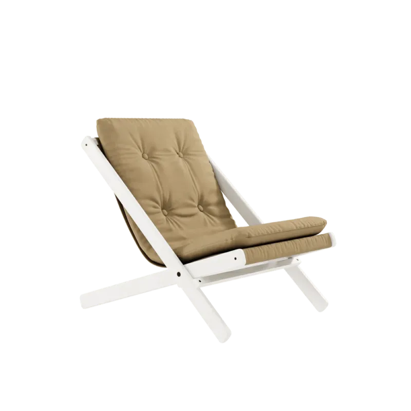 Chaise pliante en hêtre blanc et matelas en coton beige blé 65x88x75cm Boogie raw - Karup Design - The Cool Republic