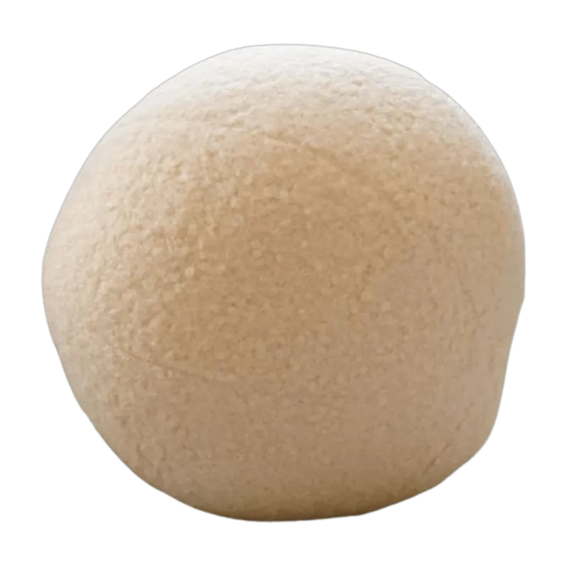 Coussin en tissu bouclé beige clair 20xcm Teddy - Home Design - The Cool Republic