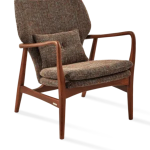 Fauteuil en tissu à motif marron et bois de frêne Speckled Peggy - Pols Potten - The Cool Republic