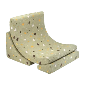 Fauteuil lune pour enfant en tissu vert Terrazzo - Wigiwama - The Cool Republic
