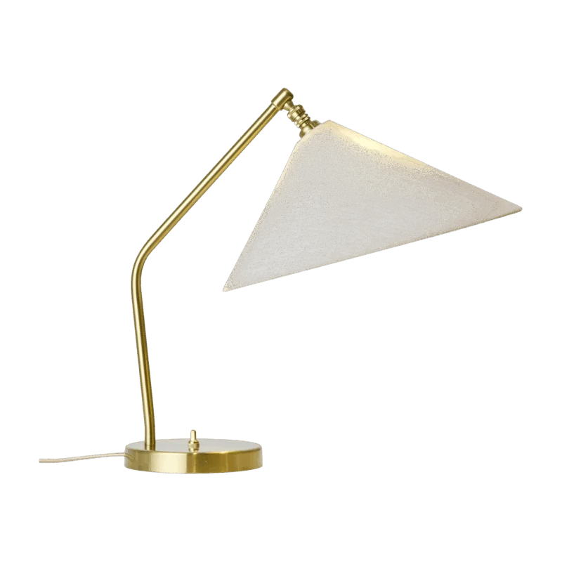 Lampe de bureau en laiton et tissu beige Gräshoppa - Gubi - The Cool Republic