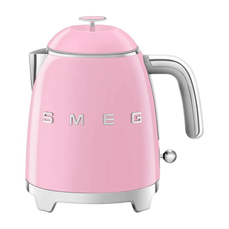 Mini bouilloire double paroi rose 0,8 L Années 50 - Smeg - The Cool Republic