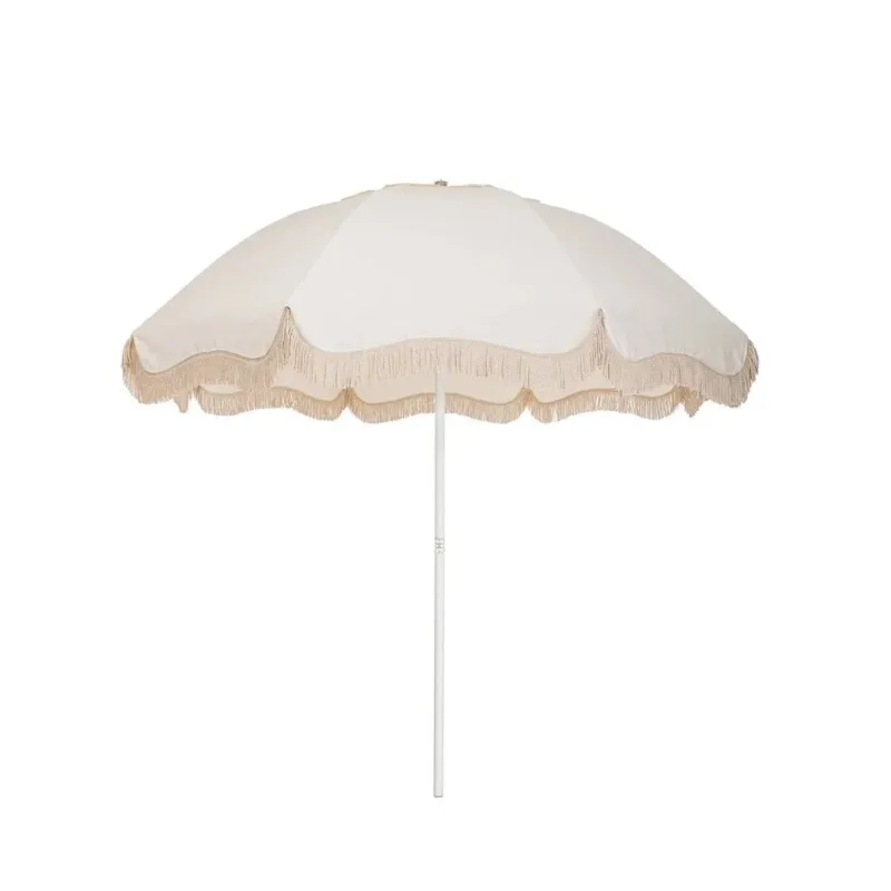 Parasol rond en tissu blanc antique 229cm The Patio - Business & Pleasure - The Cool Republic