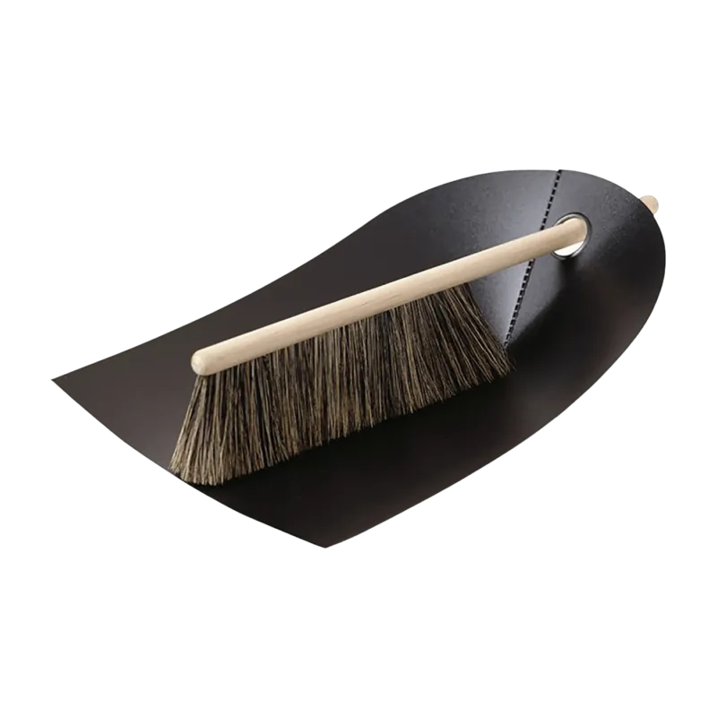 Pelle et balayette - Normann Copenhagen - The Cool Republic