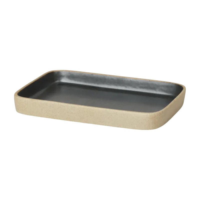 Petit plateau en porcelaine couleur sable 14 x 1,5 x 10,5 cm Bon - Ferm Living - The Cool Republic