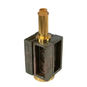 Pied de lampe en terre cuite verte et laiton 15x40cm Brick - Versmissen - The Cool Republic