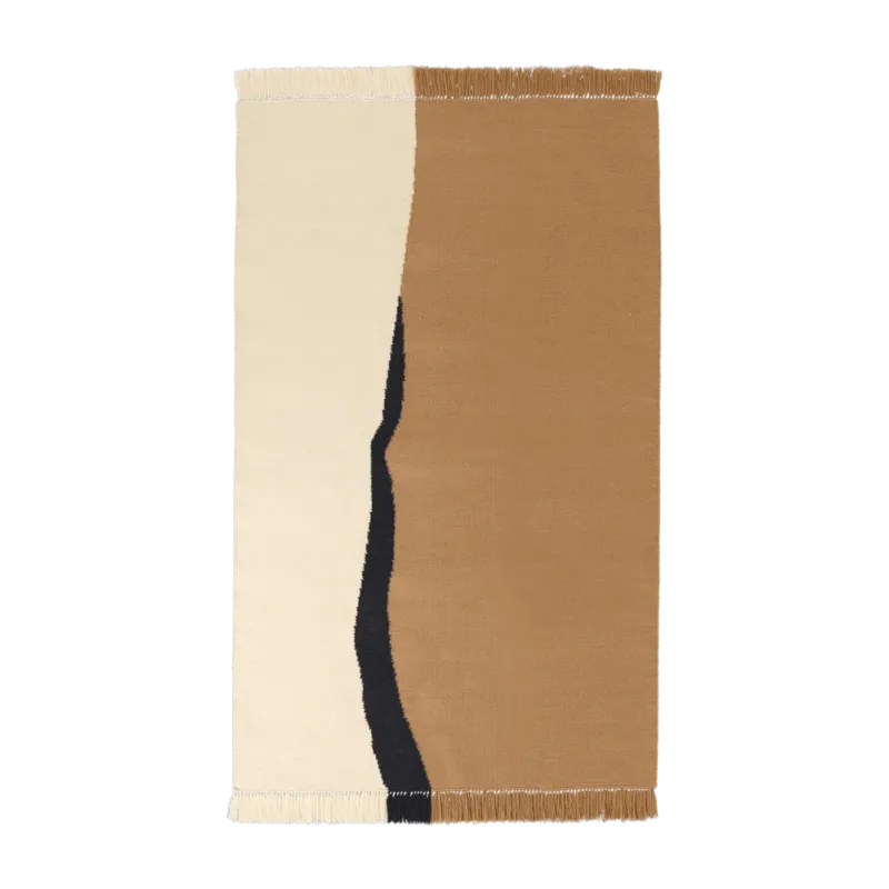 Tapis en laine sable foncé et blanc cassé 140x200cm Soil Kelim - Ferm Living