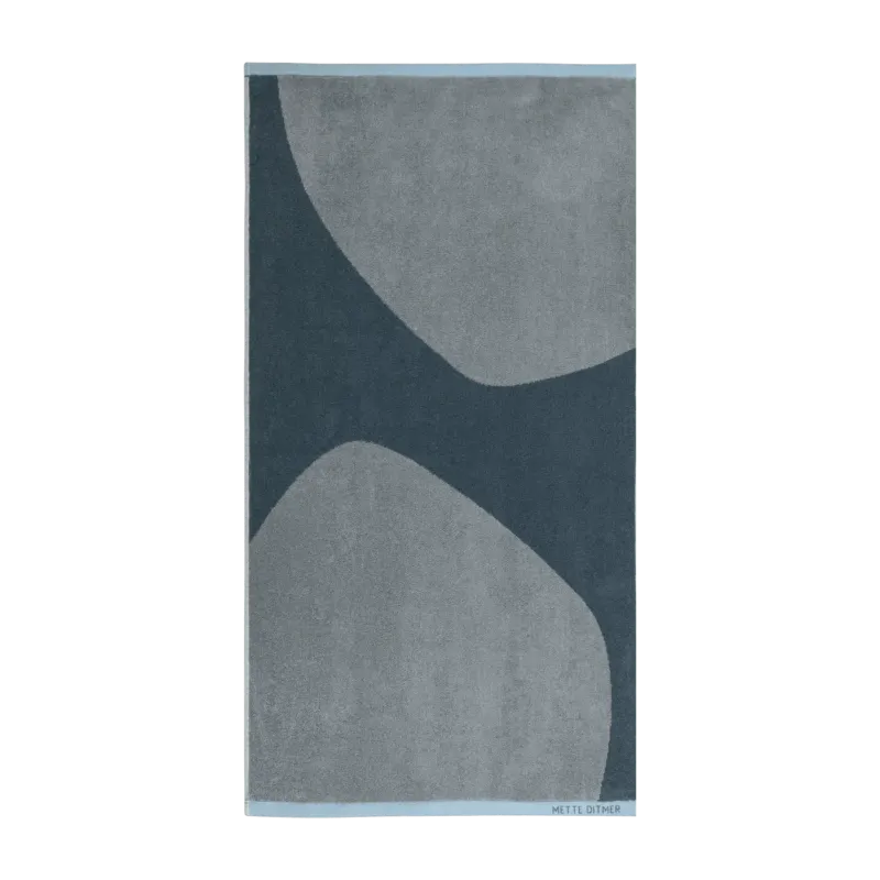 Serviette de toilette bleu ardoise 50 x 95 cm Rock - Mette Ditmer - The Cool Republic