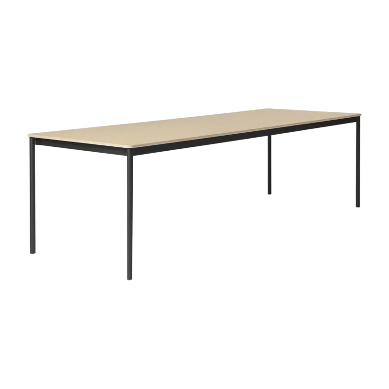 Table 140 cm en chêne piétement noir Base - Muuto - The Cool Republic