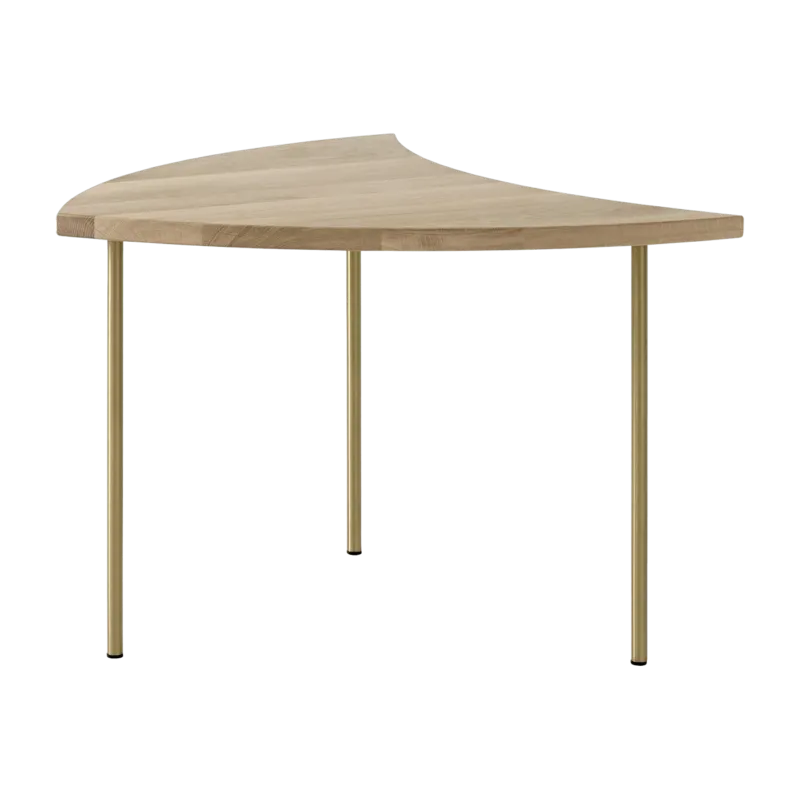 Table basse en chêne huilé et pieds laiton Pinwheel HM7- &tradition - The Cool Republic