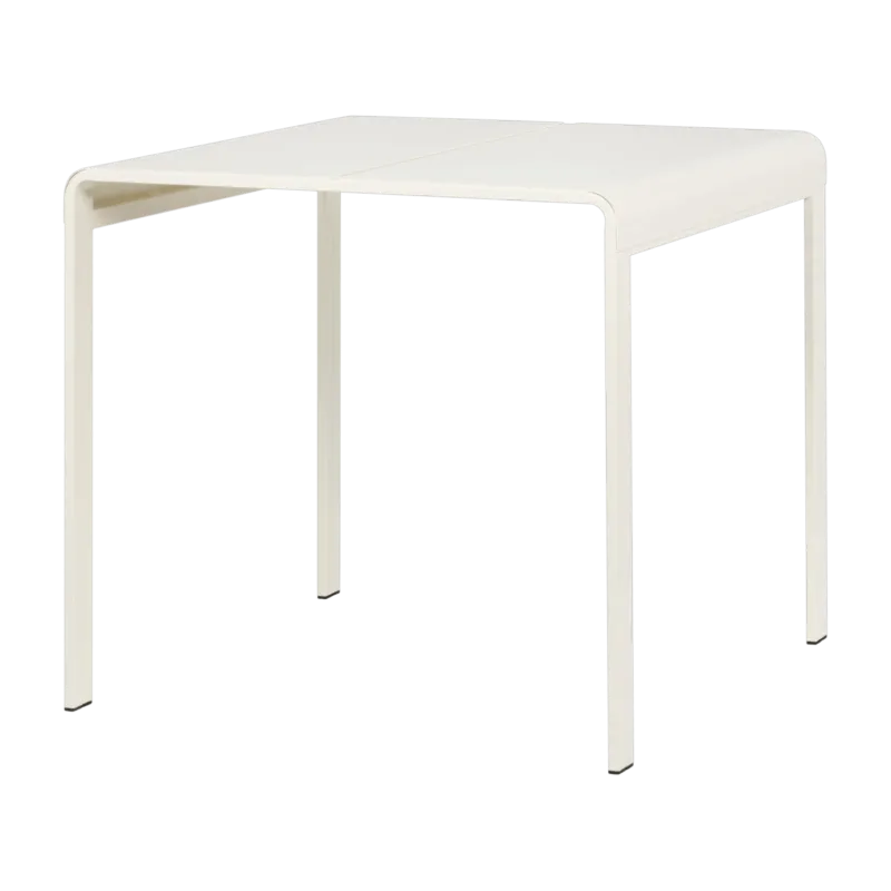 Table de jardin carrée en acier beige 80x80cm Oto - noo.ma - The Cool Republic