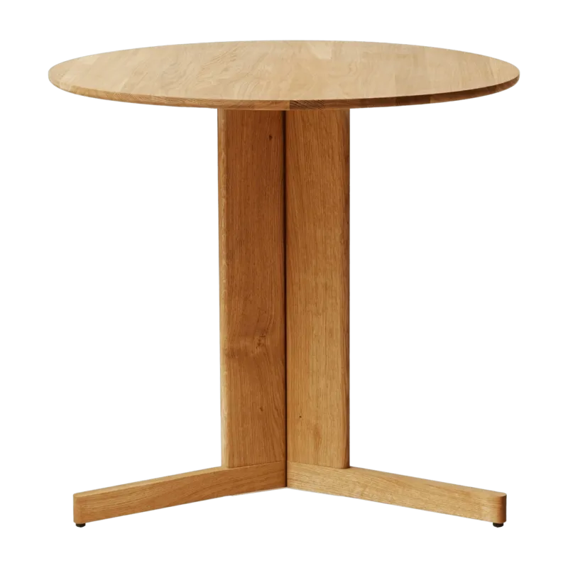 Table ronde en chêne naturel 75 cm Trefoil - Form & Refine - The Cool Republic