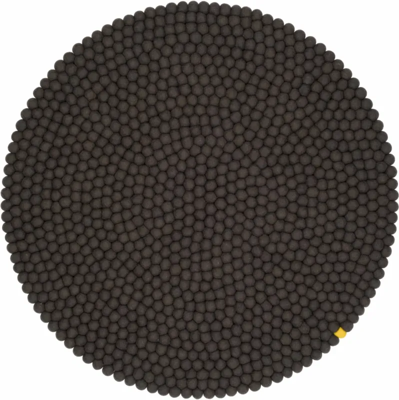 Tapis à boules de feutre anthracite 140 cm Big One - myfelt - The Cool Republic