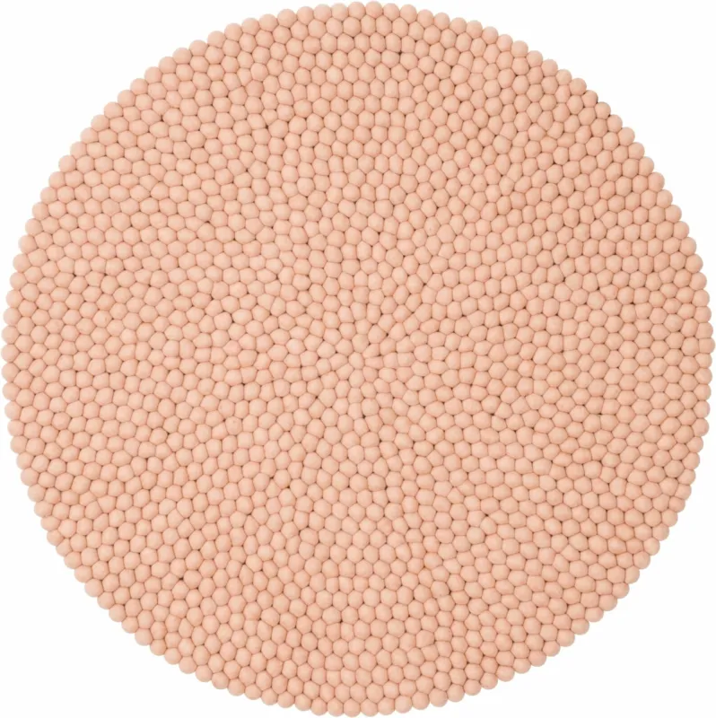 Tapis à boules de feutre rose 70 cm Merle - myfelt - The Cool Republic