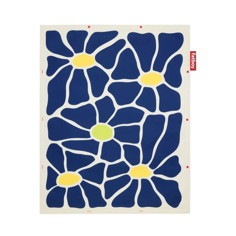 Tapis d'extérieur en thermoplastique bleu marine 140x180cm Flying - Fatboy - The Cool Republic
